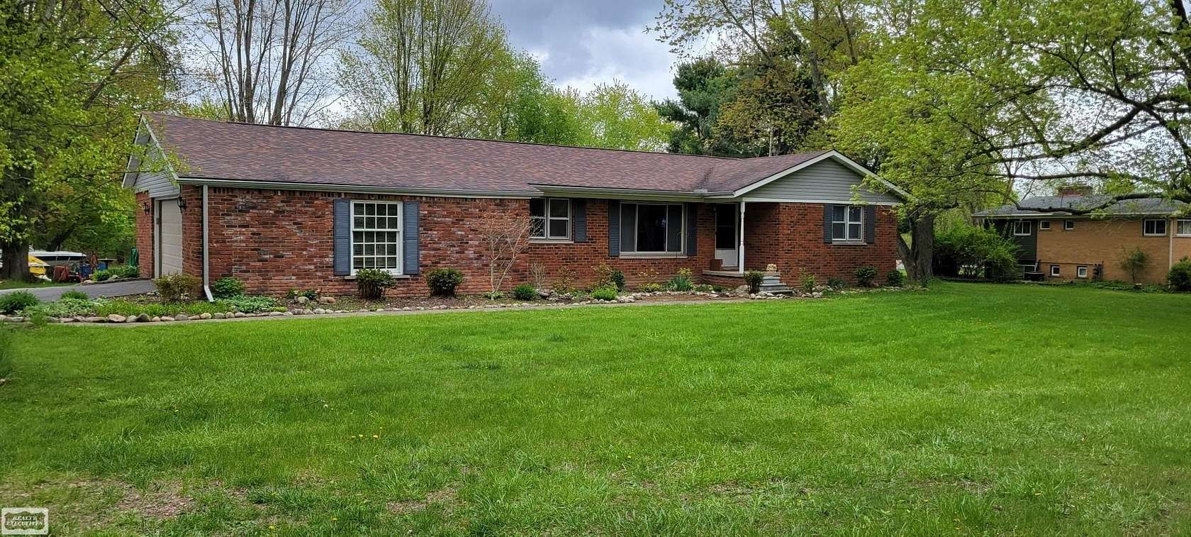 1.75 Acres of Land with Home for Sale in Rochester, Michigan