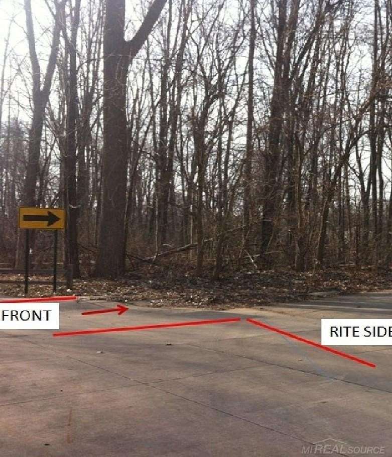 0.55 Acres of Land for Sale in Troy, Michigan