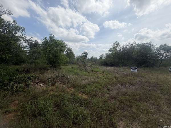 1 Acre of Land for Sale in Elmendorf, Texas