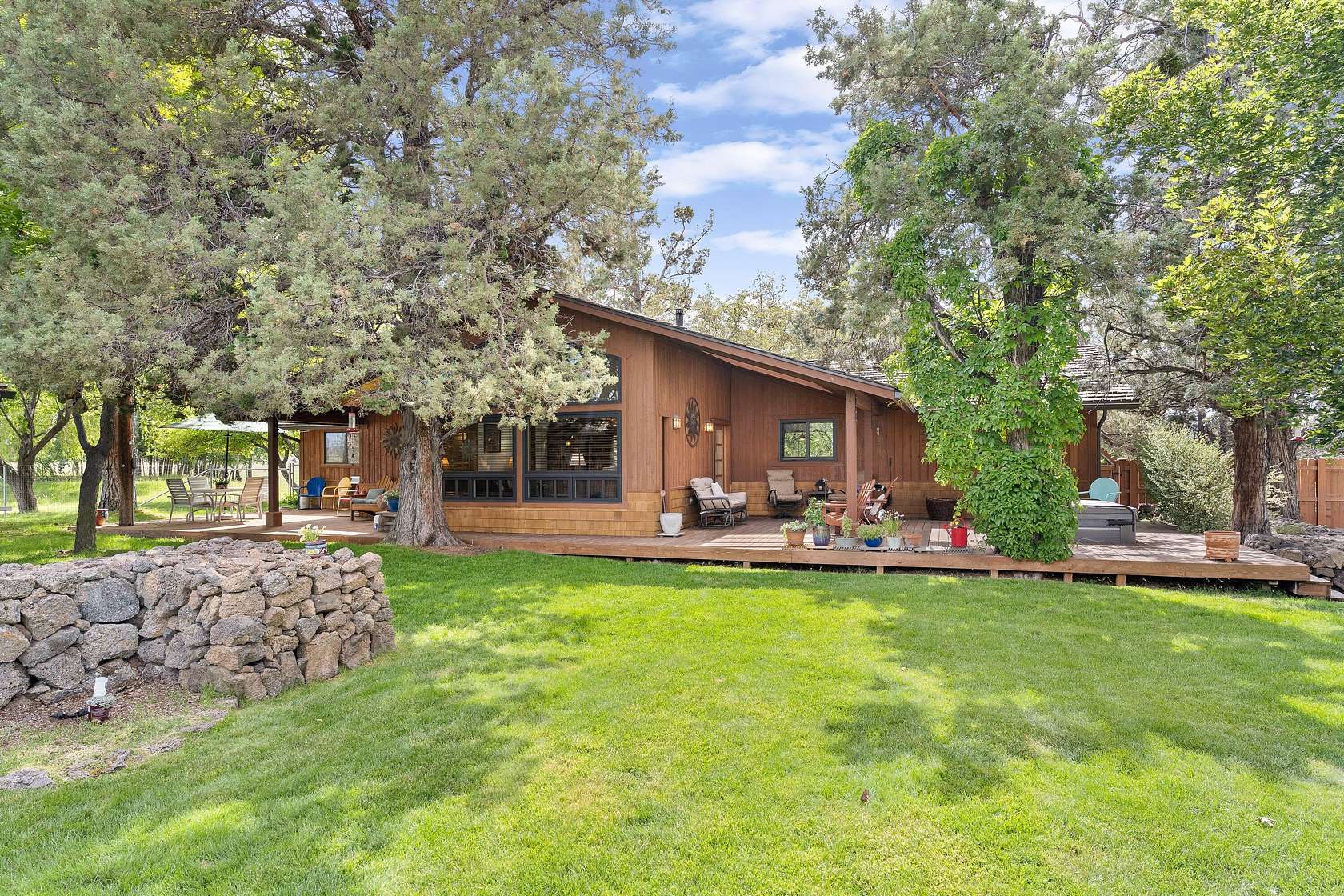 4.58 Acres of Land with Home for Sale in Bend, Oregon