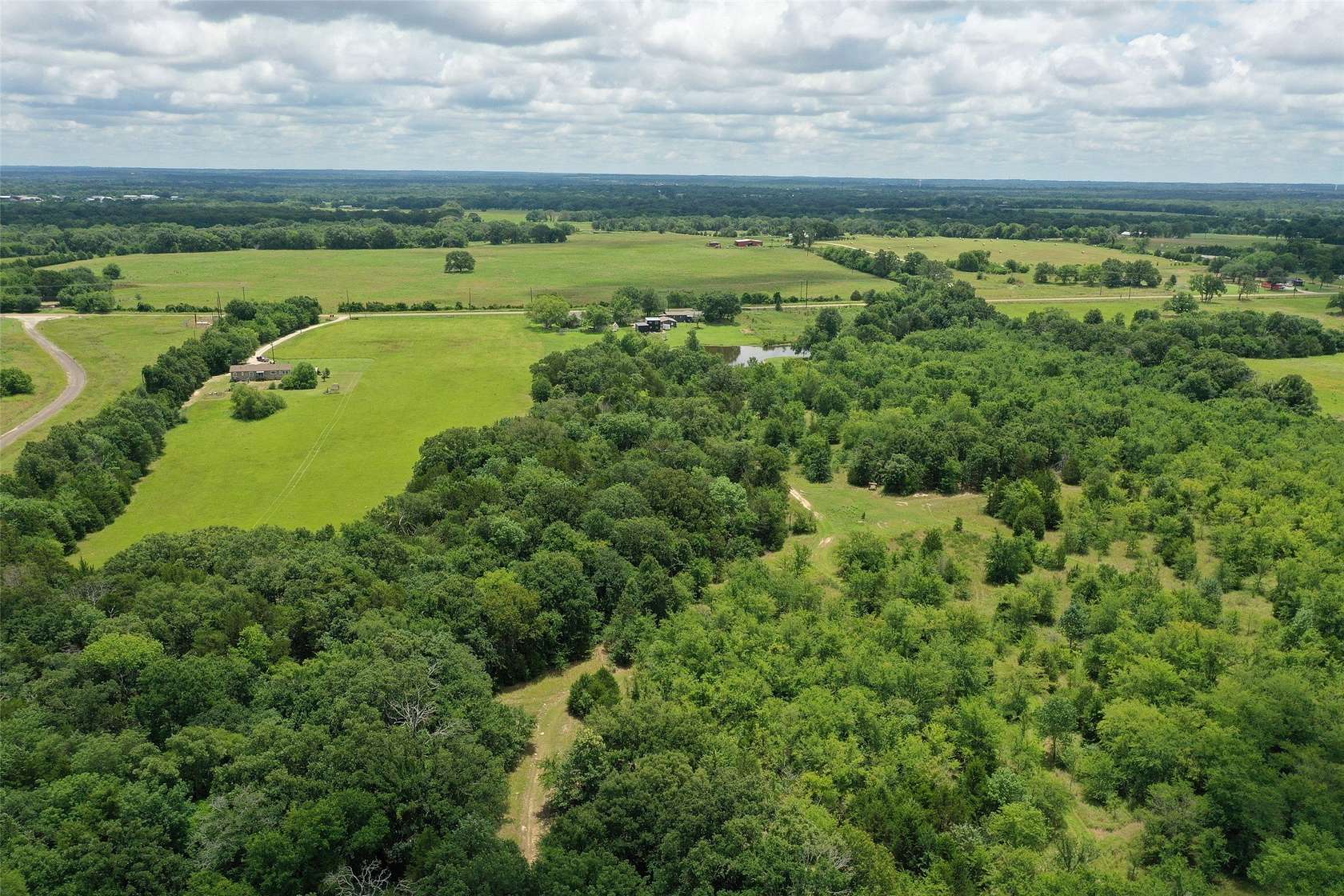 13.6 Acres of Land for Sale in Wills Point, Texas