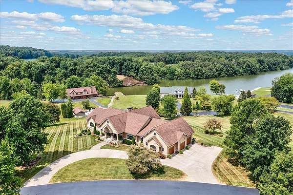 300 Acres of Recreational Land with Home for Sale in Whitesville, Kentucky