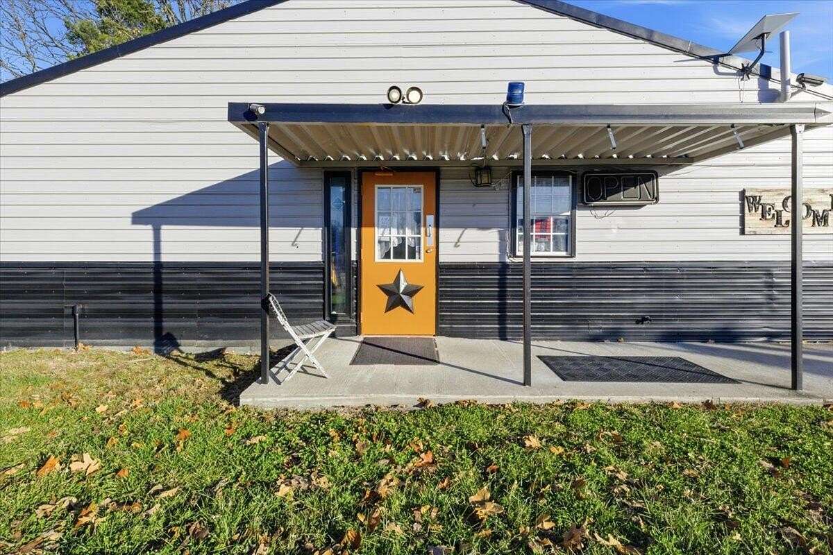 5.8 Acres of Mixed-Use Land for Sale in Hermitage, Missouri
