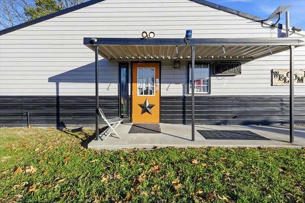 5.8 Acres of Mixed-Use Land for Sale in Hermitage, Missouri