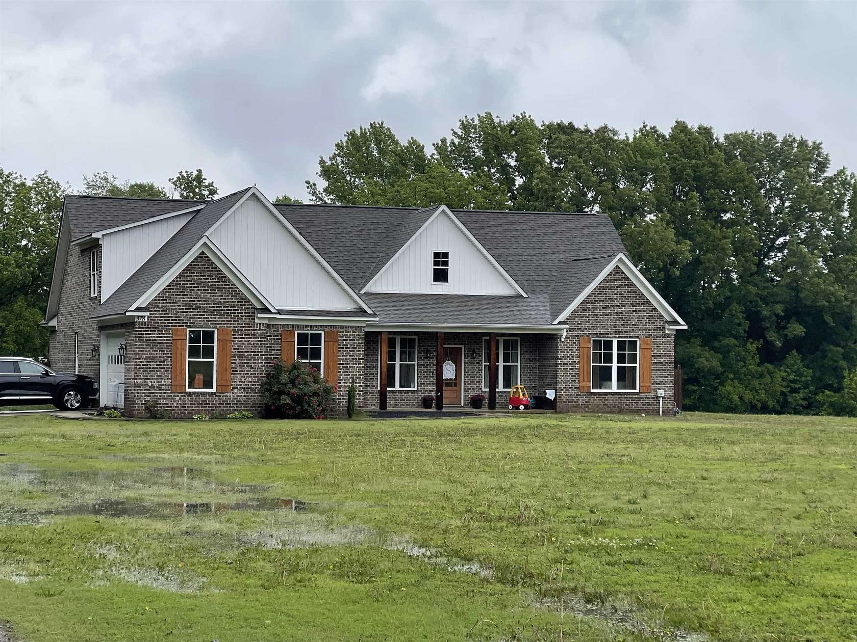 5 Acres of Land with Home for Sale in Covington, Tennessee