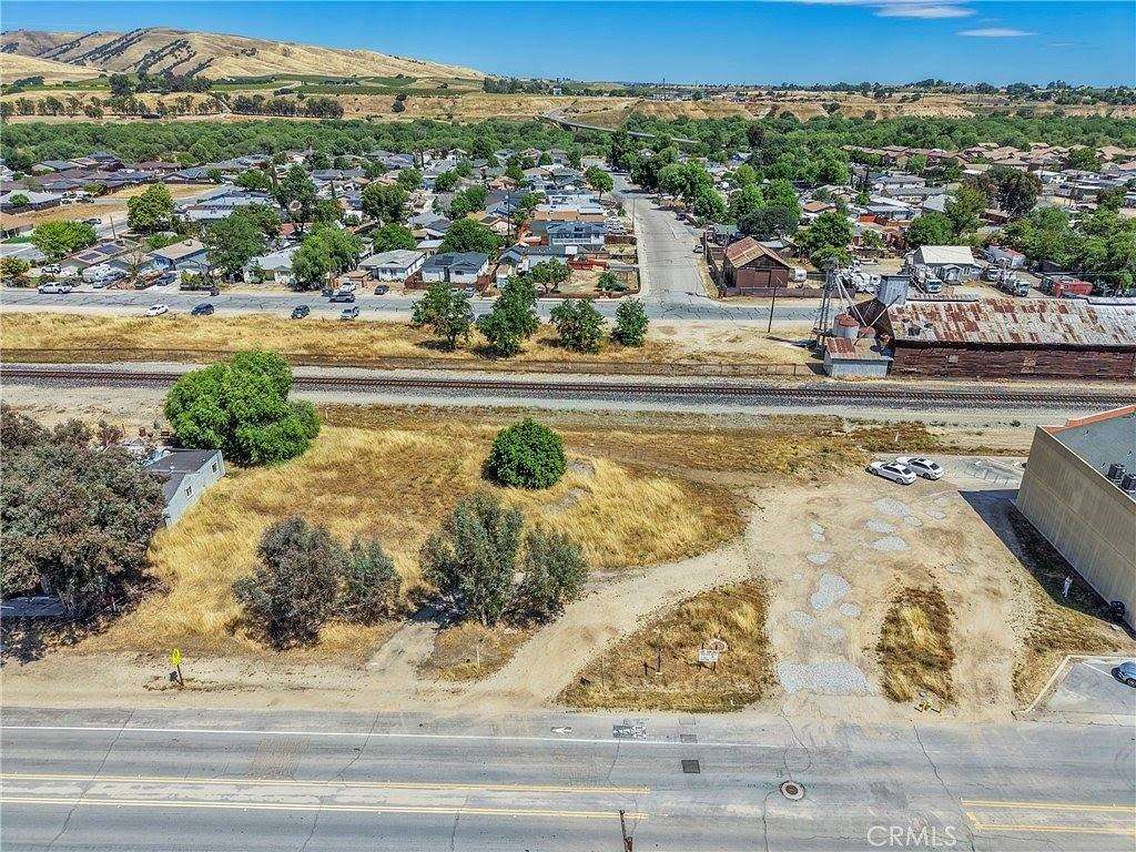 0.08 Acres of Mixed-Use Land for Sale in San Miguel, California