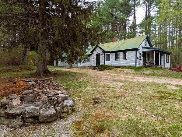 7.4 Acres of Land with Home for Sale in Albany, New Hampshire
