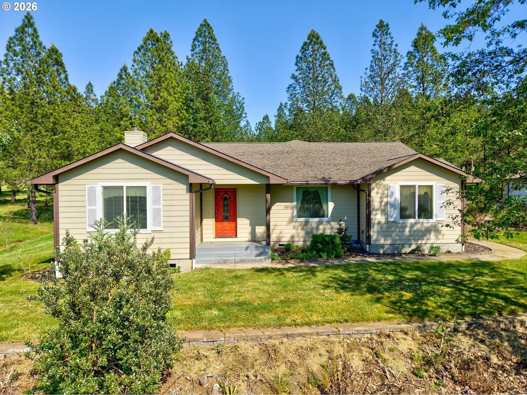 5 Acres of Land with Home for Sale in Roseburg, Oregon
