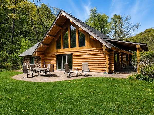 27 Acres of Recreational Land with Home for Sale in Winona, Minnesota