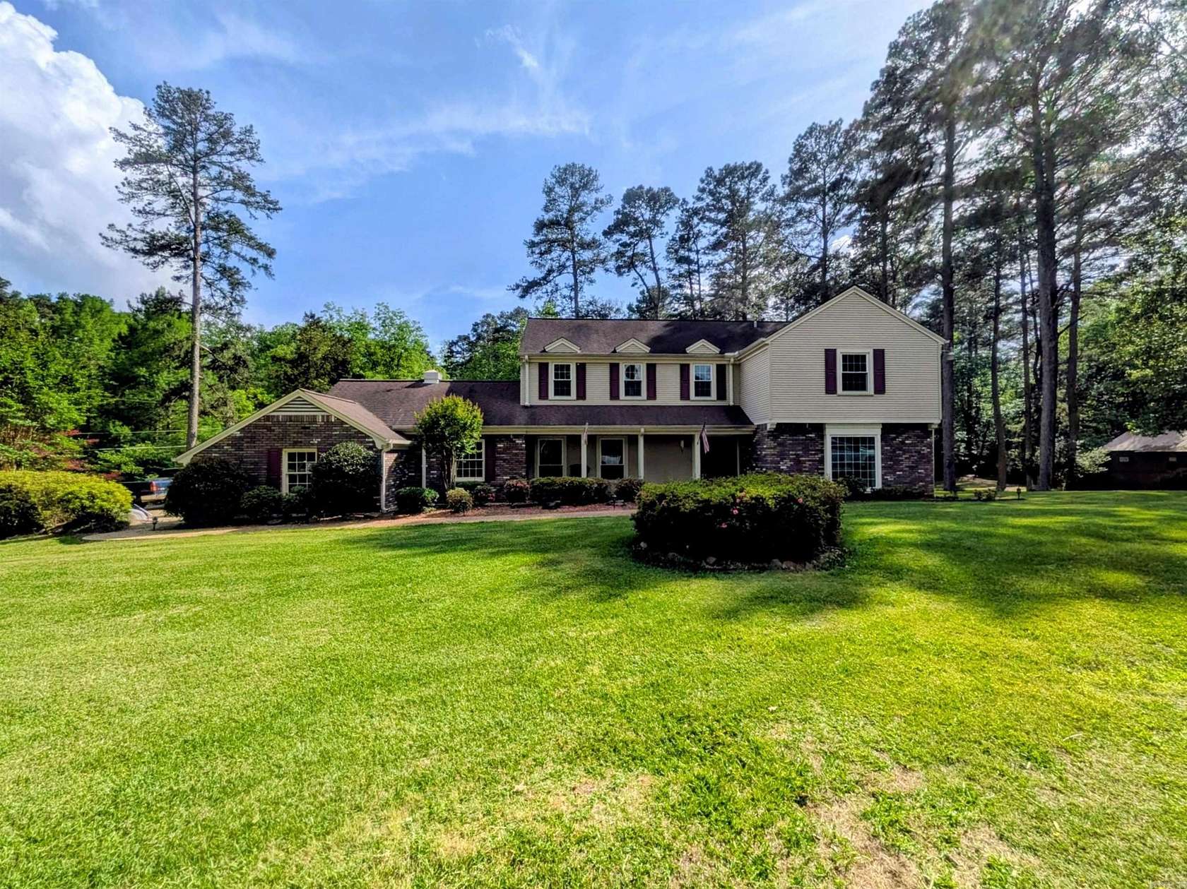 6 Acres of Land with Home for Sale in Camden, Arkansas