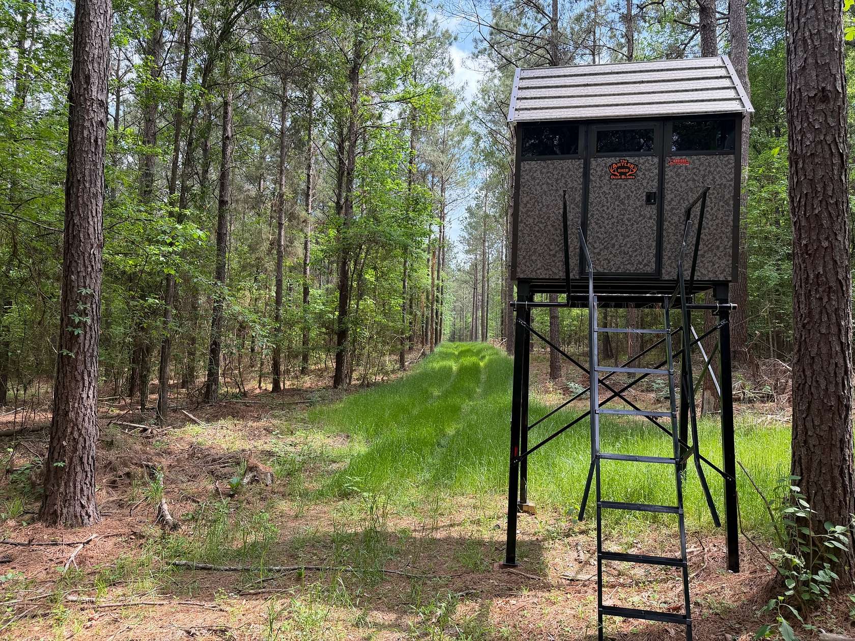 275 Acres of Land with Home for Sale in Winnfield, Louisiana