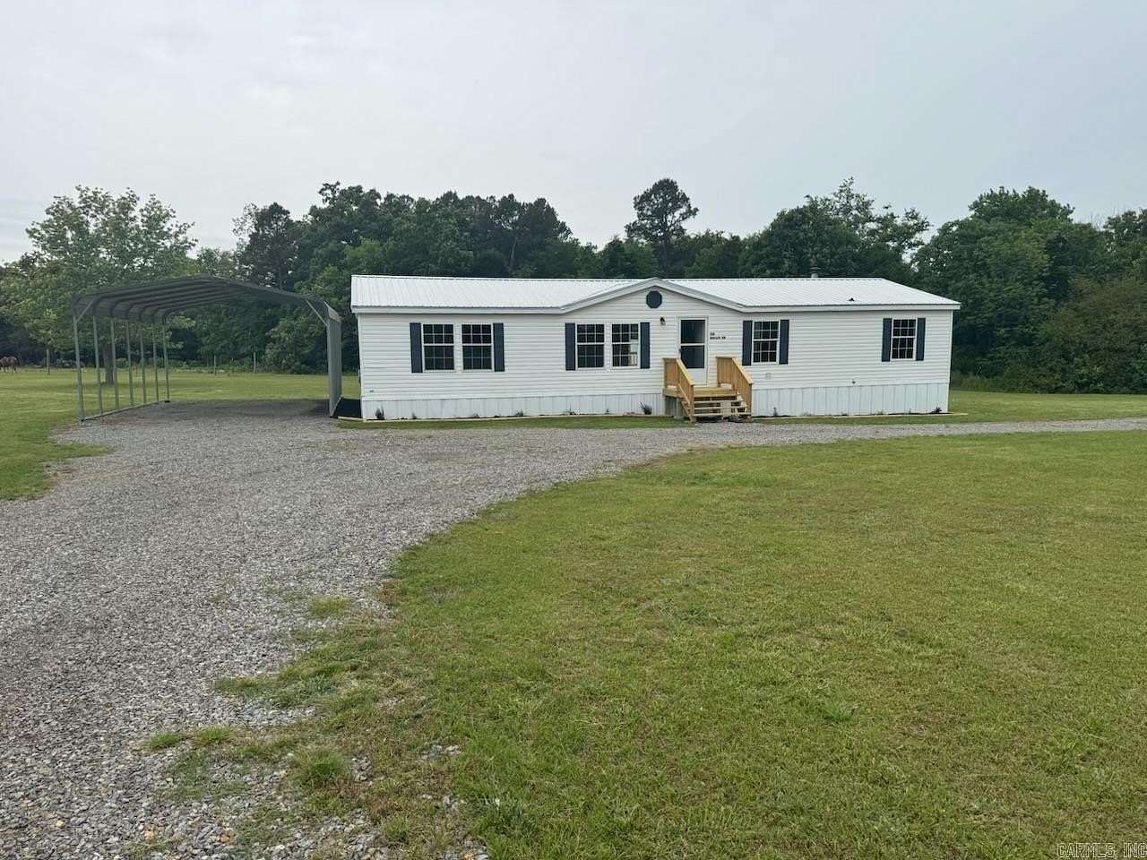 2.5 Acres of Land with Home for Sale in Clinton, Arkansas