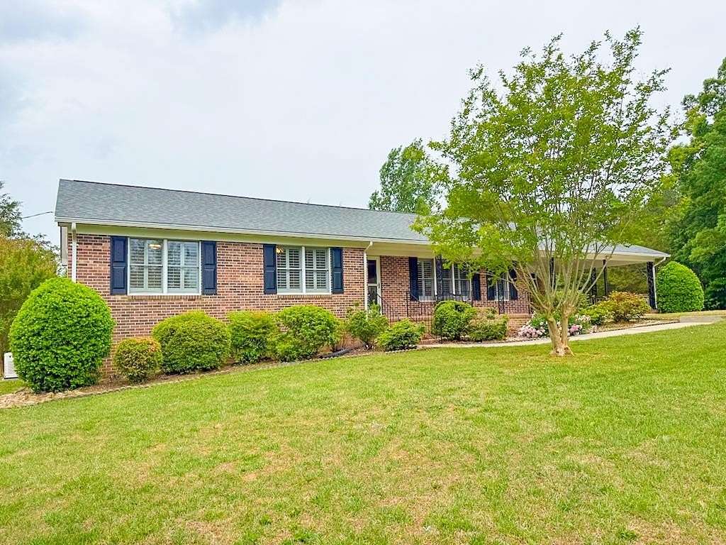 3 Acres of Land with Home for Lease in Keysville, Virginia