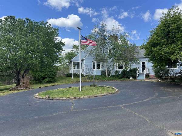 15 Acres of Land with Home for Sale in Afton, Virginia