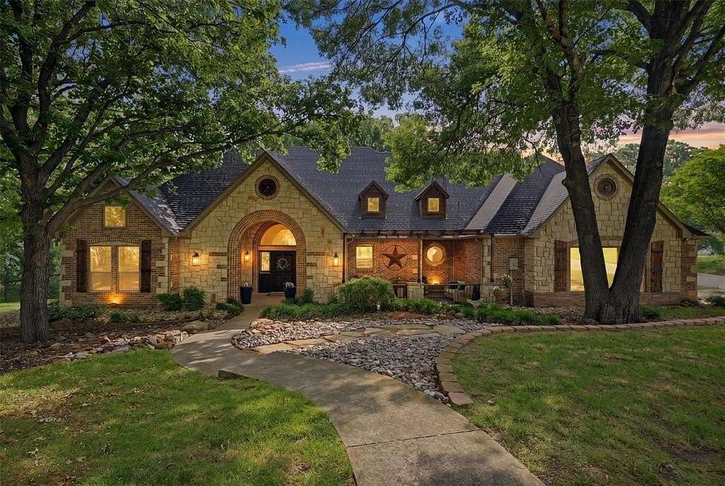 1.57 Acres of Land with Home for Sale in Gunter, Texas