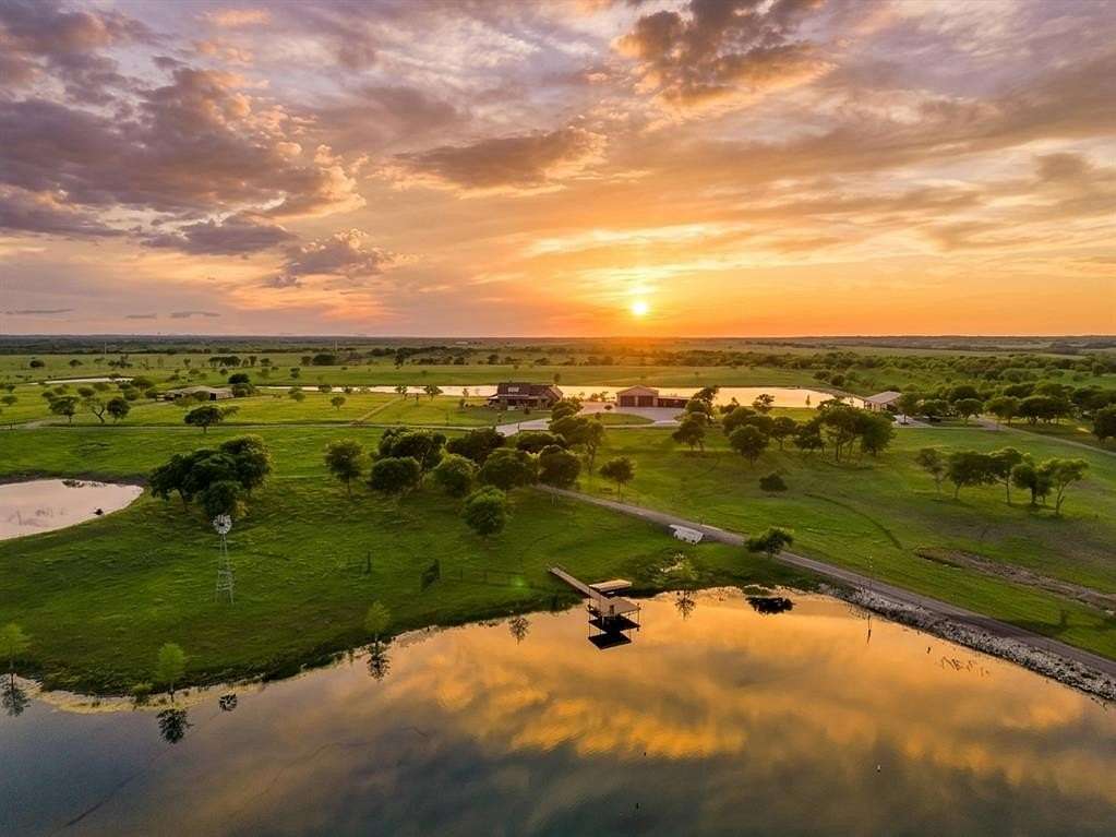 68.3 Acres of Land with Home for Sale in Ennis, Texas