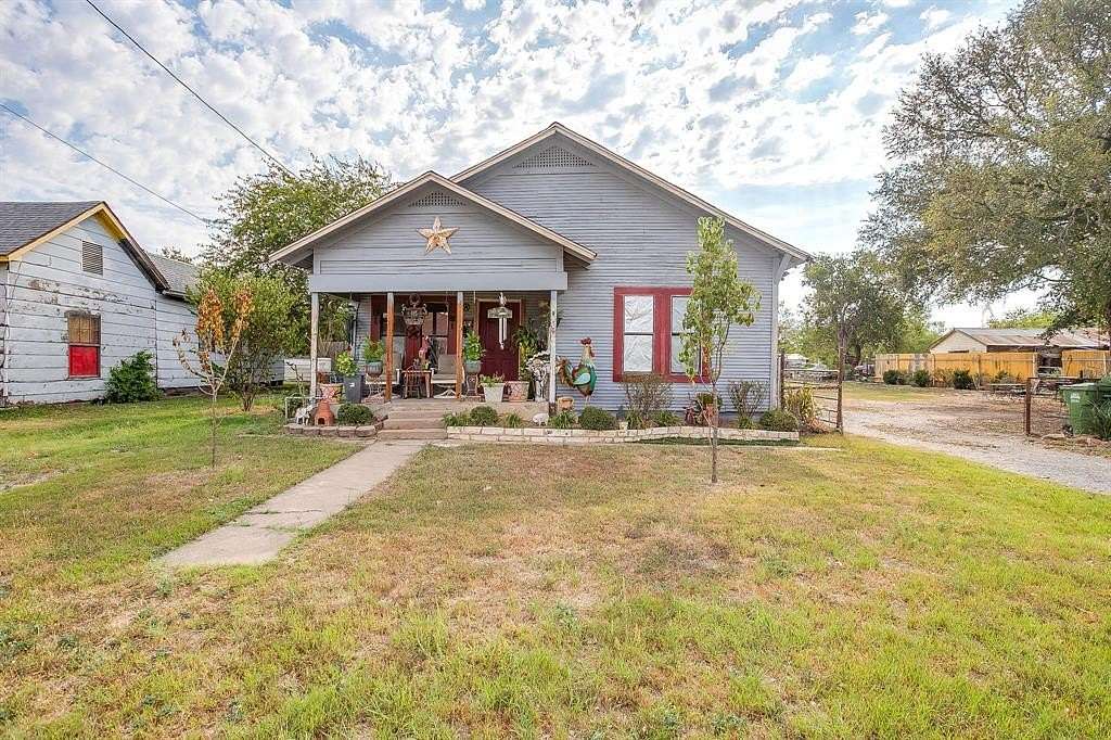 1.63 Acres of Land with Home for Sale in Mineral Wells, Texas