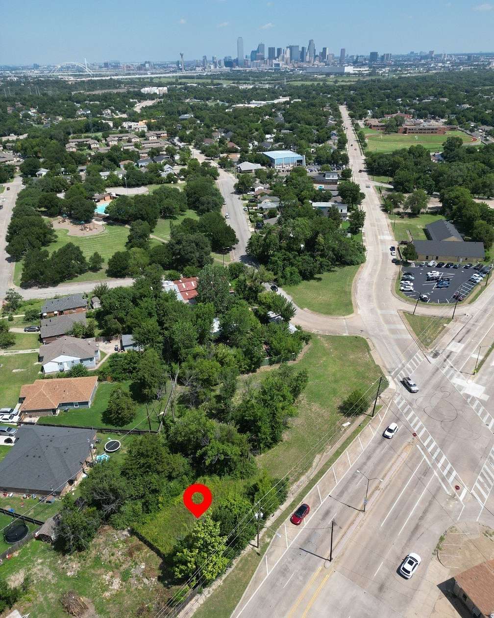 0.13 Acres of Commercial Land for Sale in Dallas, Texas