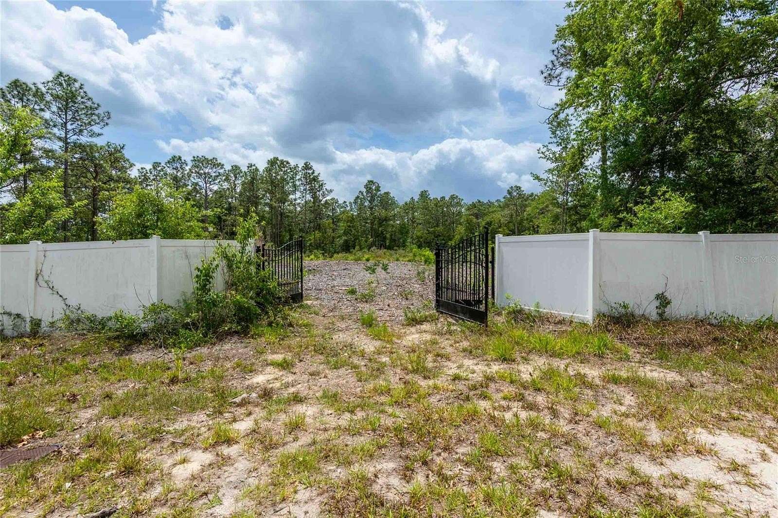 4.6 Acres of Mixed-Use Land for Sale in Spring Hill, Florida