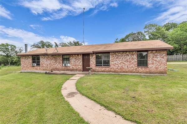 3.38 Acres of Land with Home for Sale in Bruceville, Texas