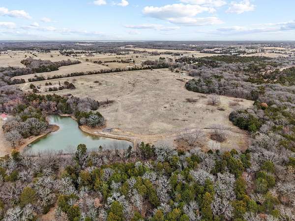 50.5 Acres of Land for Sale in Pottsboro, Texas