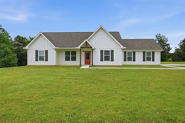 2 Acres of Land with Home for Sale in Gordonville, Texas