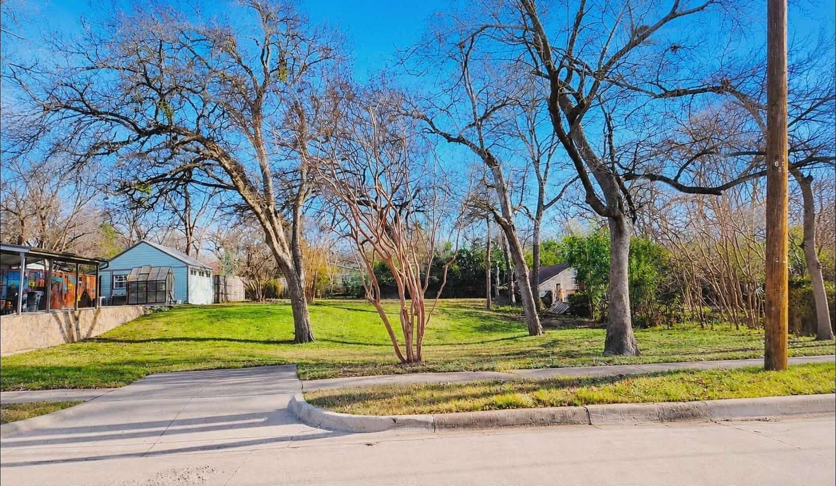 0.32 Acres of Residential Land for Sale in Dallas, Texas