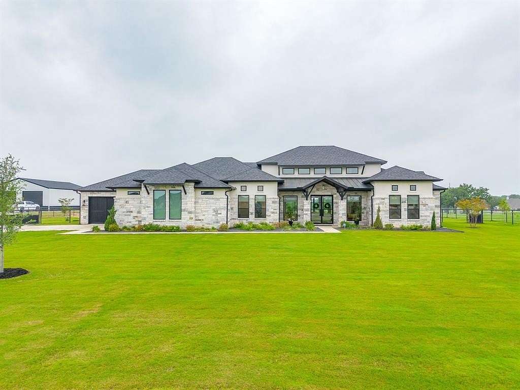2 Acres of Land with Home for Sale in Weatherford, Texas