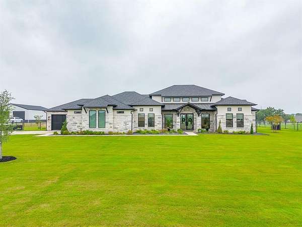 2 Acres of Land with Home for Sale in Weatherford, Texas