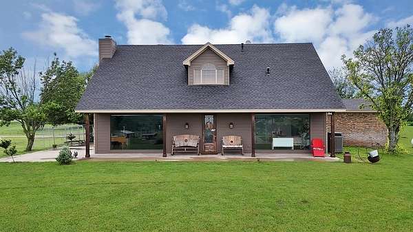 9 Acres of Land with Home for Sale in Poolville, Texas