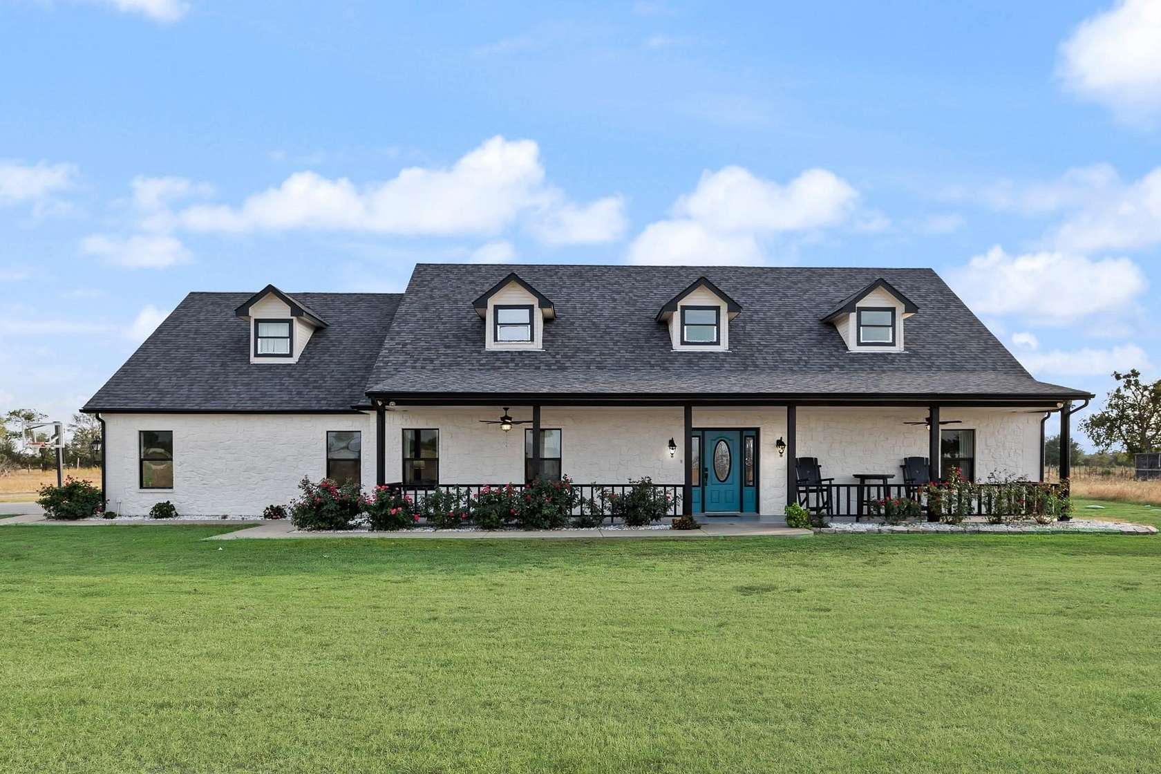 53.9 Acres of Land with Home for Sale in Kemp, Texas