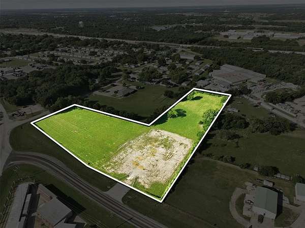 5 Acres of Commercial Land for Sale in Ennis, Texas