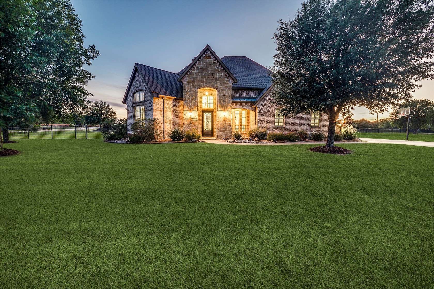 2 Acres of Land with Home for Sale in Lucas, Texas