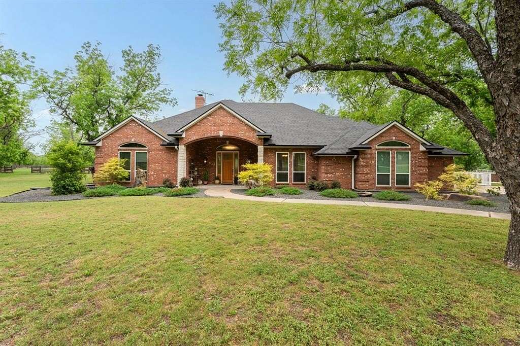 3 Acres of Land with Home for Sale in Granbury, Texas