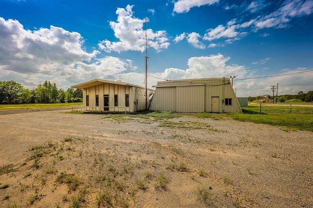 16 Acres of Commercial Land for Sale in Carthage, Texas
