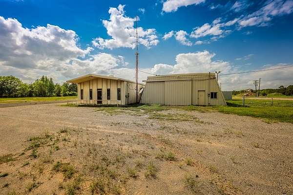16 Acres of Commercial Land for Sale in Carthage, Texas