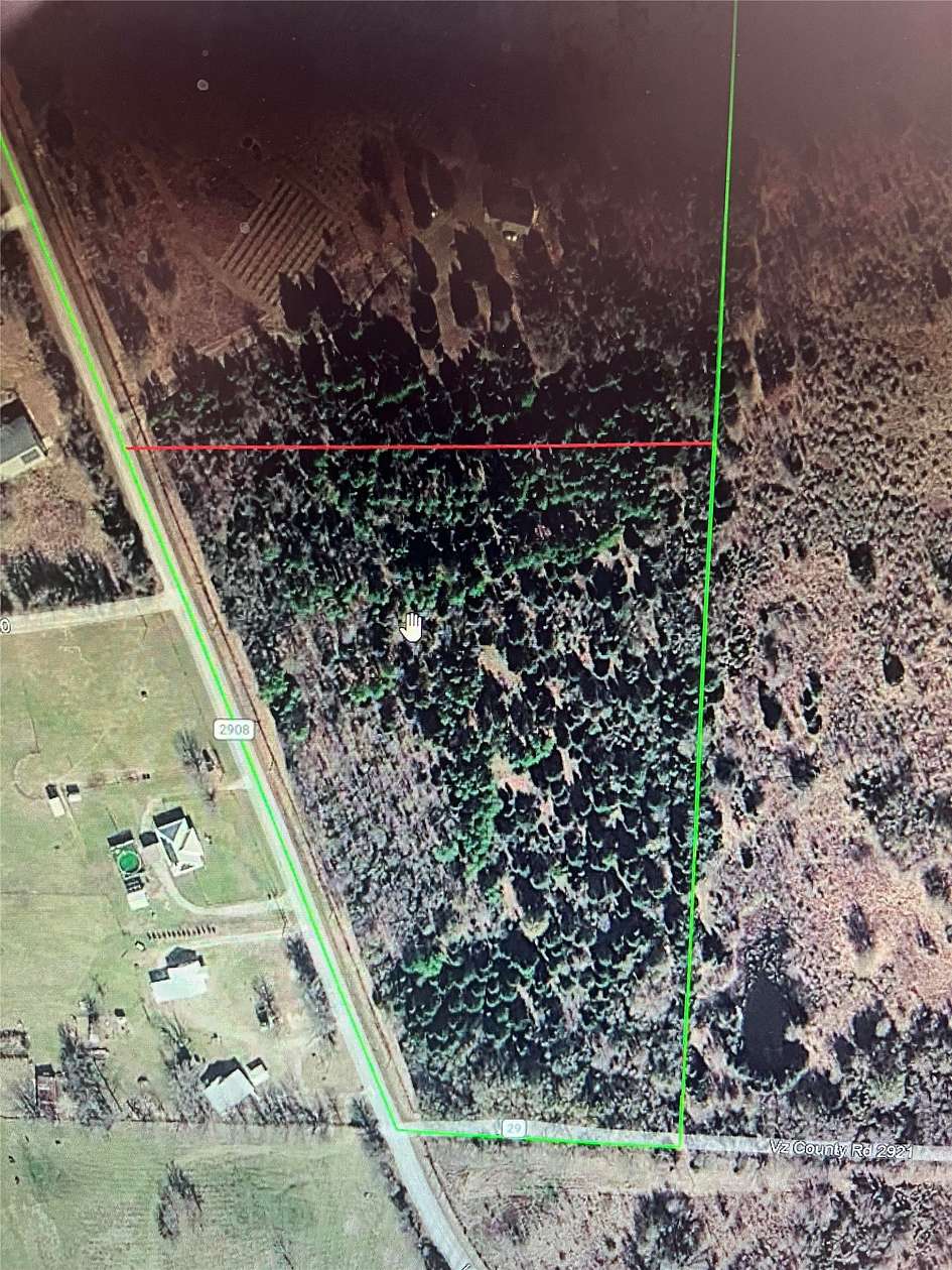 10 Acres of Land for Sale in Eustace, Texas