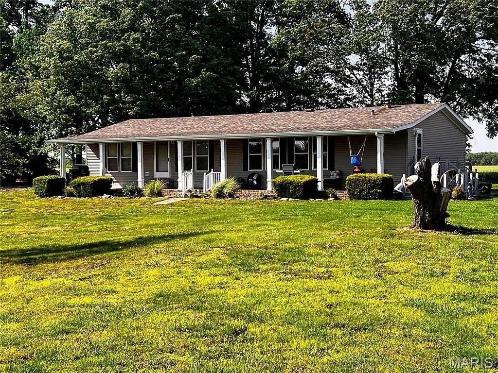 5 Acres of Land with Home for Sale in Kell, Illinois