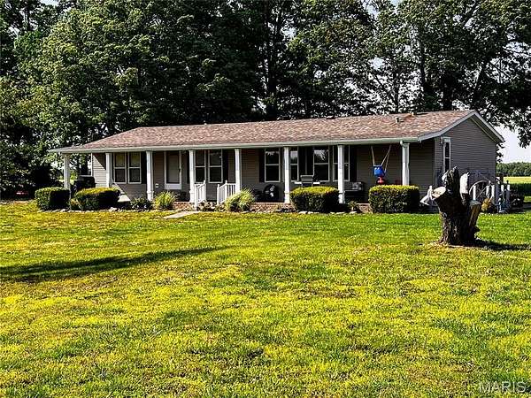 5 Acres of Land with Home for Sale in Kell, Illinois