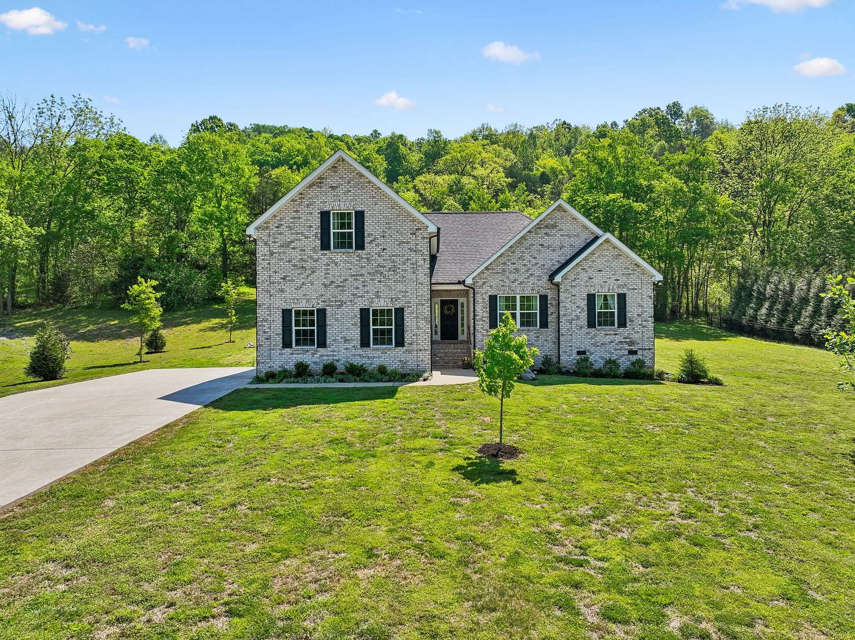 5.34 Acres of Land with Home for Sale in Woodbury, Tennessee