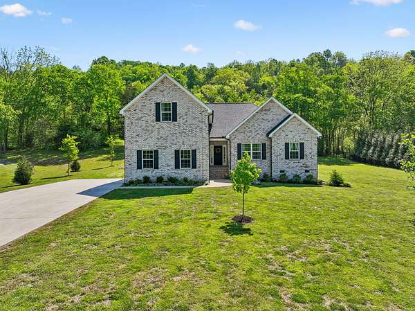 5.34 Acres of Land with Home for Sale in Woodbury, Tennessee