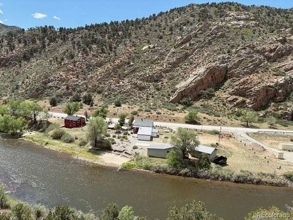 5.46 Acres of Land with Home for Sale in Cotopaxi, Colorado