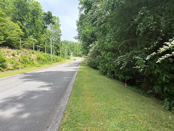 1.25 Acres of Residential Land for Sale in Dalton, Georgia
