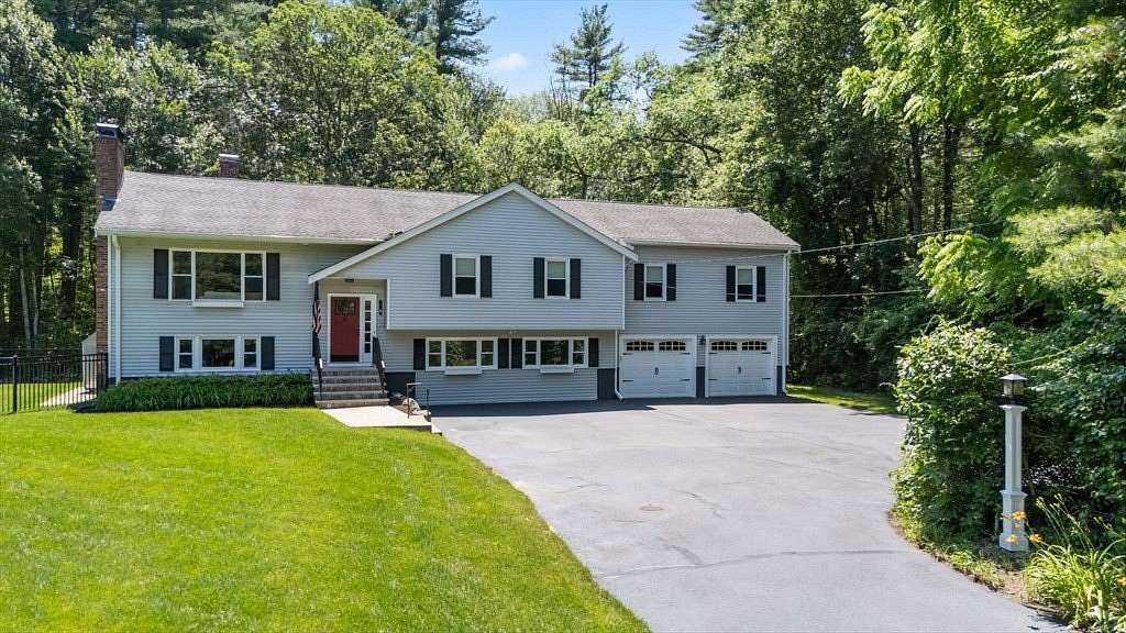 2.7 Acres of Land with Home for Sale in Norfolk, Massachusetts