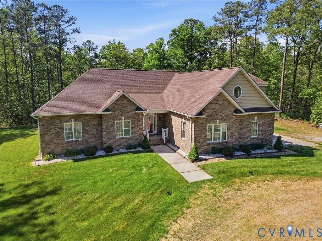 10 Acres of Land with Home for Sale in Mechanicsville, Virginia