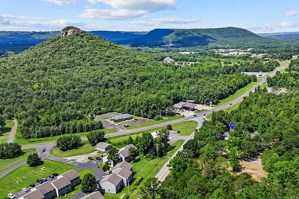 1.75 Acres of Improved Mixed-Use Land for Sale in Heber Springs, Arkansas