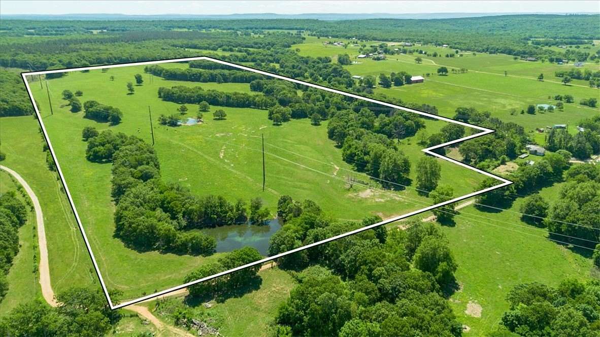 76.8 Acres of Recreational Land for Sale in Siloam Springs, Arkansas
