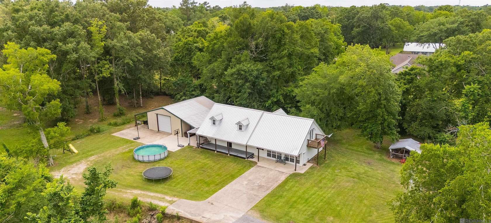 3.16 Acres of Land with Home for Sale in Gonzales, Louisiana