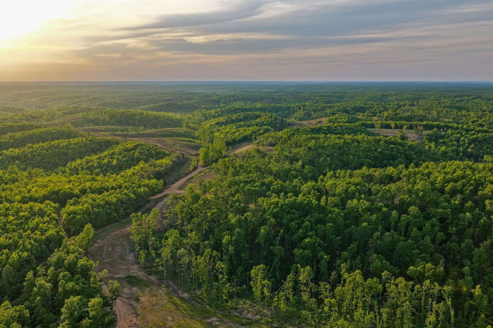 1,871 Acres of Land for Sale in Centerville, Tennessee