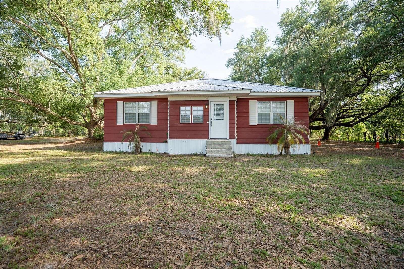 4.63 Acres of Land with Home for Sale in Mulberry, Florida